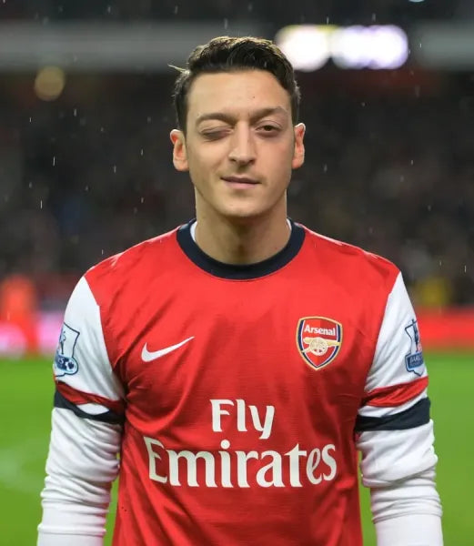 Arsenal 2014/15 home Ozil - M