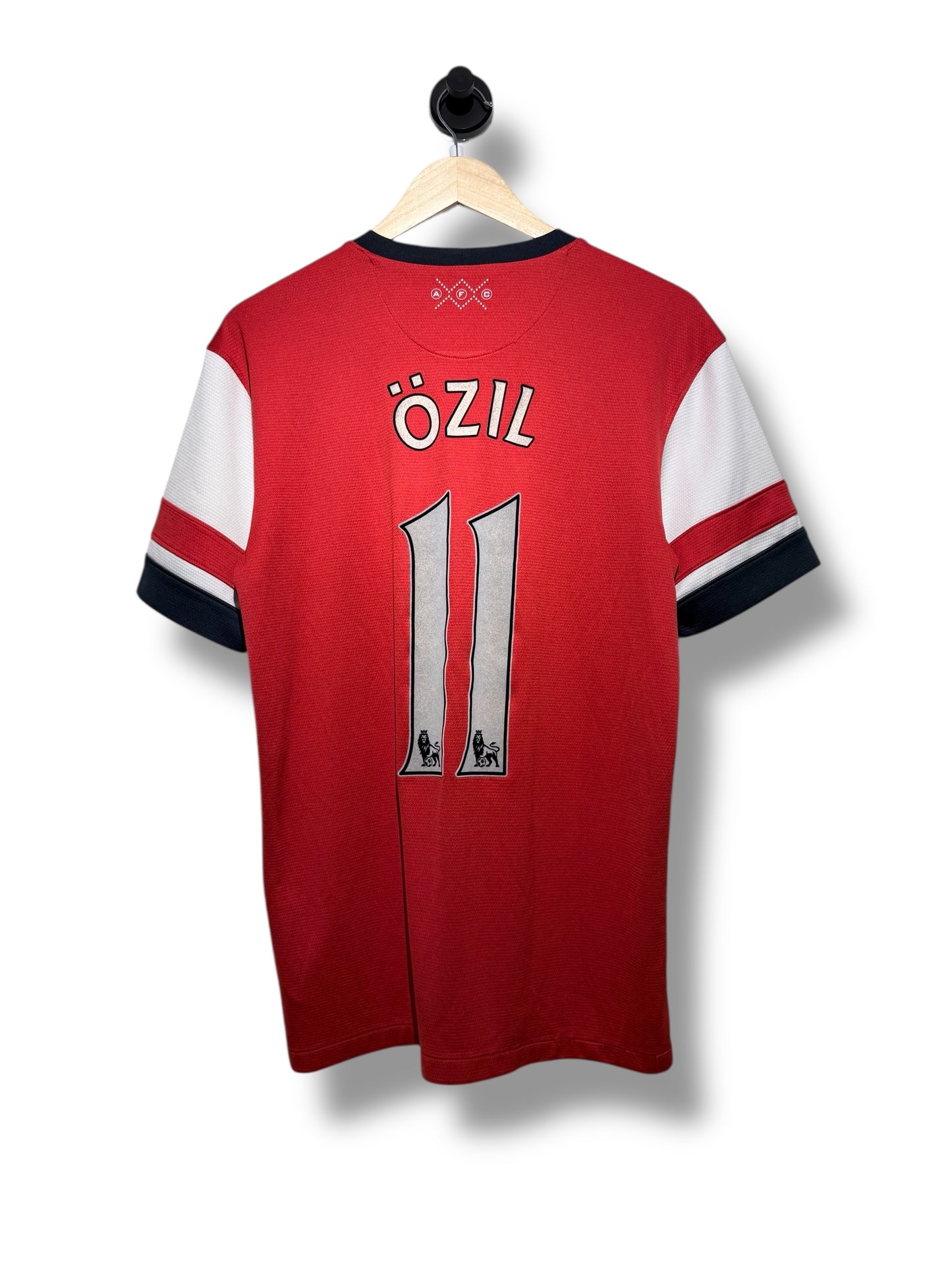 Arsenal 2014/15 home Ozil - M