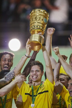 Borussia Dortmund 2016/17 Home DFB Cup Final Weigl - L