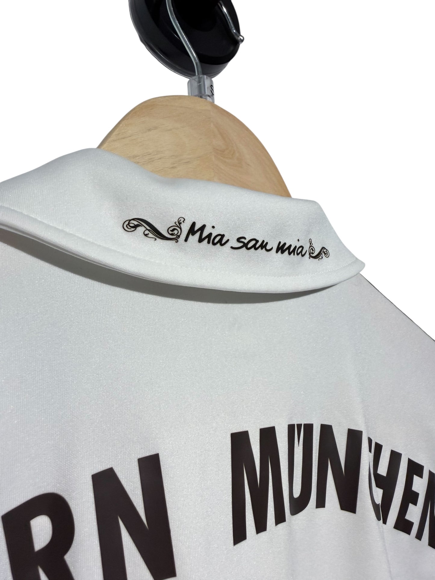 Bayern Munich 2013/14 Away - S