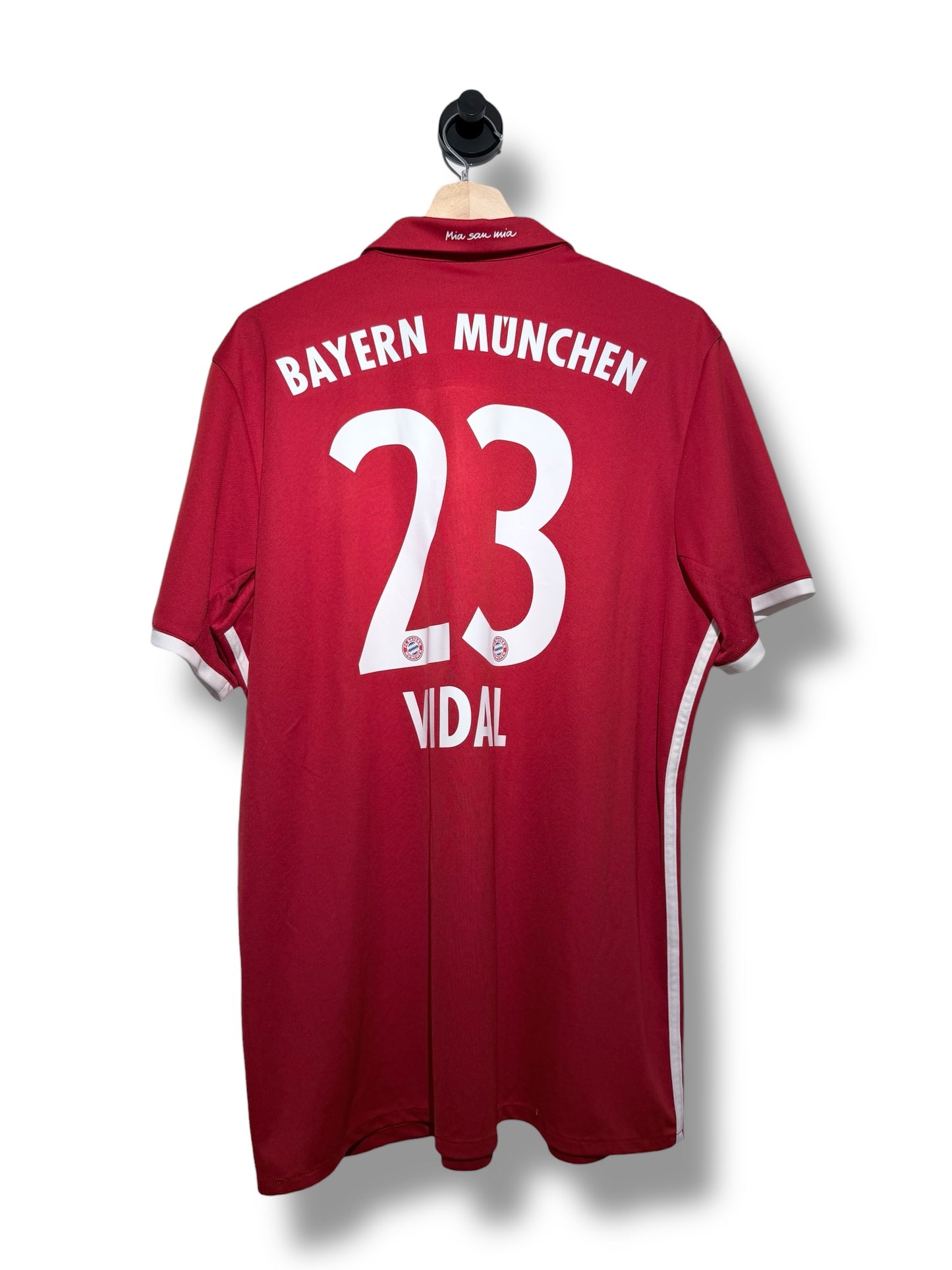 Bayern Munich 2016/17 Home Vidal - XL